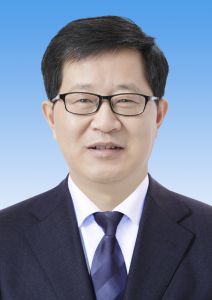 储炳南       数学